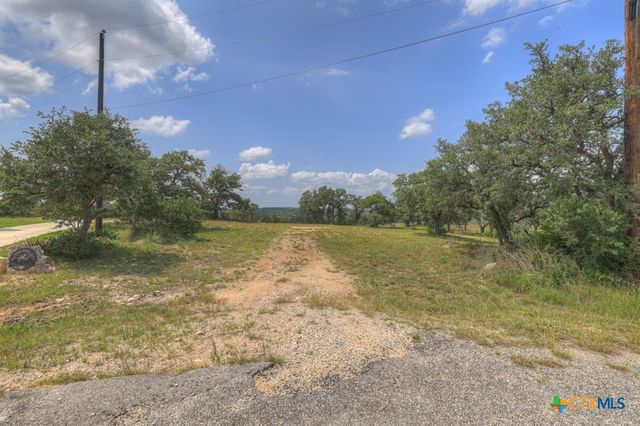 338 Sheridan Drive, Canyon Lake, TX 78133