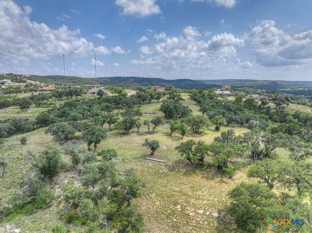 338 Sheridan Drive, Canyon Lake, TX 78133