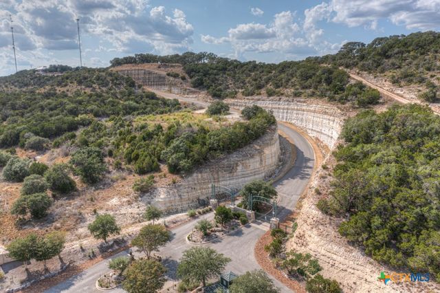 338 Sheridan Drive, Canyon Lake, TX 78133