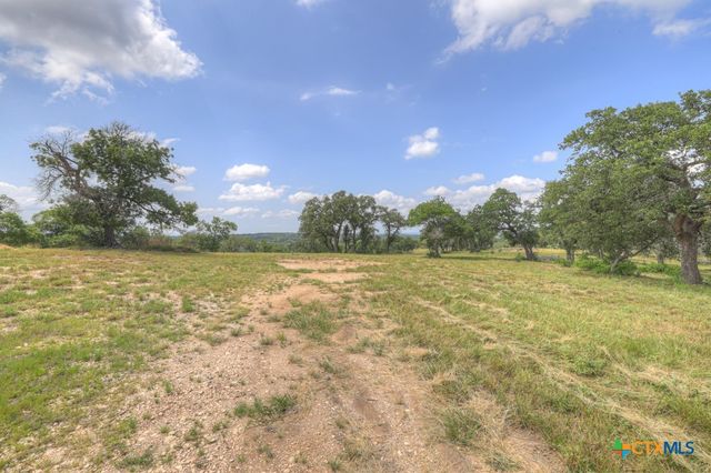 338 Sheridan Drive, Canyon Lake, TX 78133