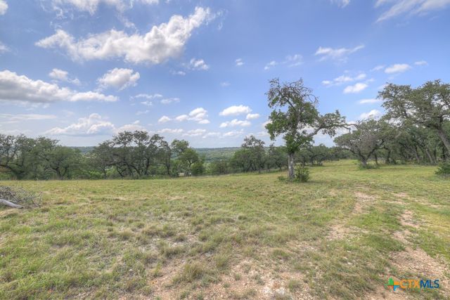 338 Sheridan Drive, Canyon Lake, TX 78133