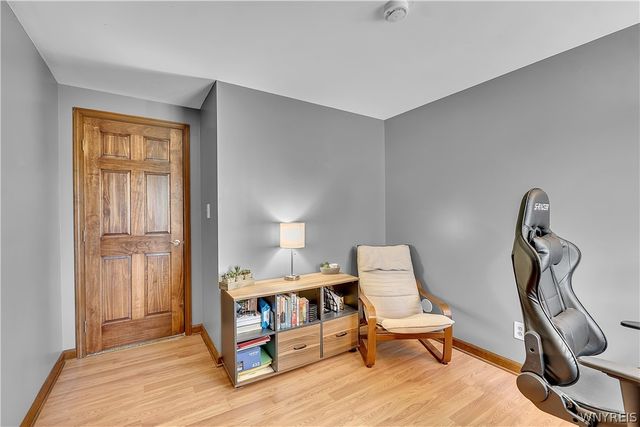 126 Amberwood Drive, Grand Island, NY 14072