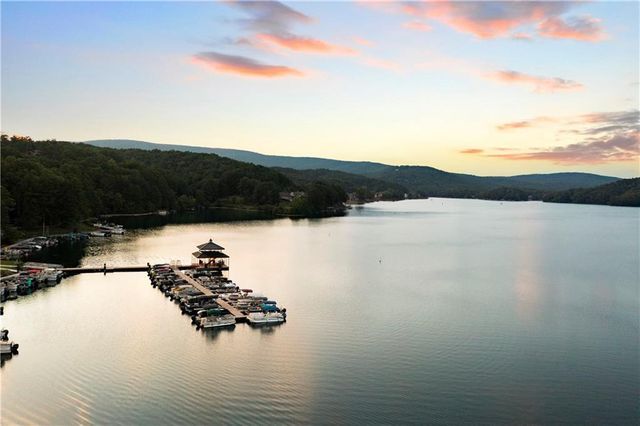 112 Waterview Court, Waleska, GA 30183