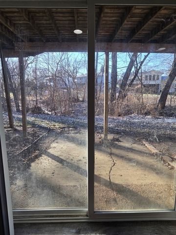 2501 W 57th Street, Davenport, IA 52806