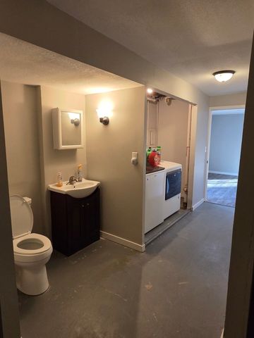 2501 W 57th Street, Davenport, IA 52806