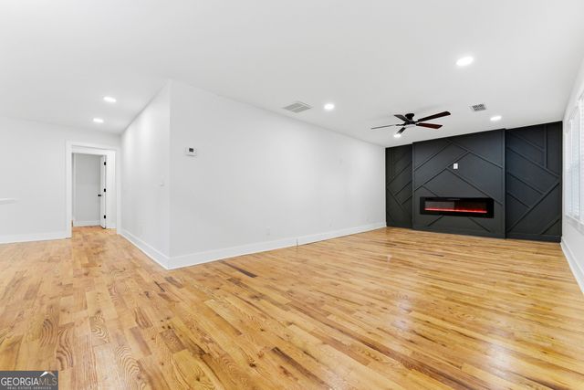 921 Hall Street, Atlanta, GA 30318