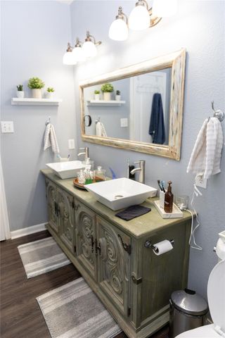 16715 Bending Creek Ln, Friendswood, TX 77546