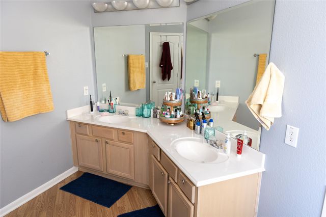 16715 Bending Creek Ln, Friendswood, TX 77546