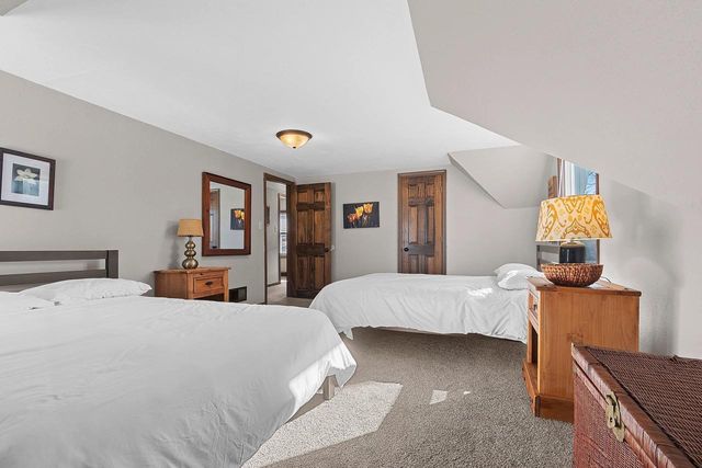 730 W OKLAHOMA STREET, Appleton, WI 54914