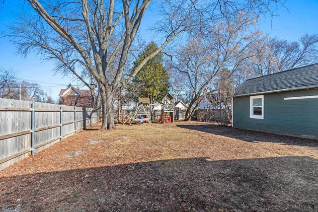 730 W OKLAHOMA STREET, Appleton, WI 54914