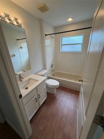 10132 DOWNEY LANE, Tampa, FL 33626