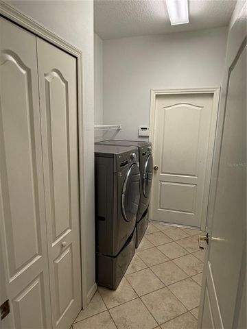 10132 DOWNEY LANE, Tampa, FL 33626