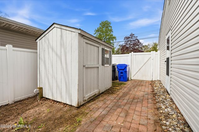 330 Hulse Avenue, Brick, NJ 08724
