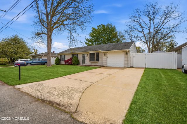 330 Hulse Avenue, Brick, NJ 08724