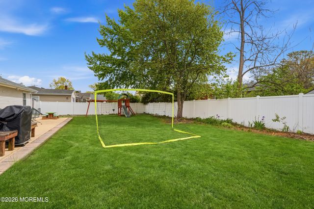 330 Hulse Avenue, Brick, NJ 08724