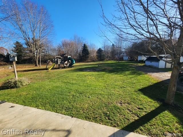 3148 Hogback Road, Handy Township, MI 48836