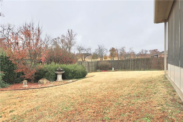 400 McKissic Spring Road, Centerton, AR 72719