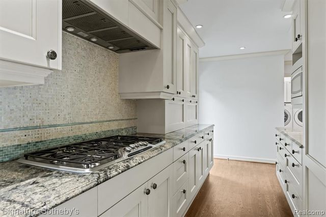 1381 Echo Lane, Bloomfield Hills, MI 48302