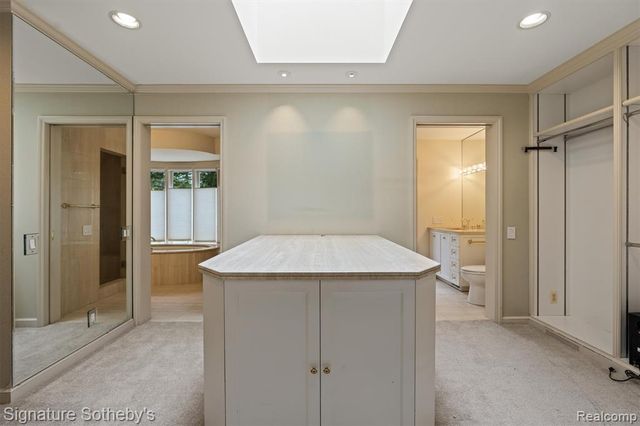 1381 Echo Lane, Bloomfield Hills, MI 48302