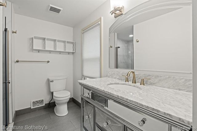 1381 Echo Lane, Bloomfield Hills, MI 48302