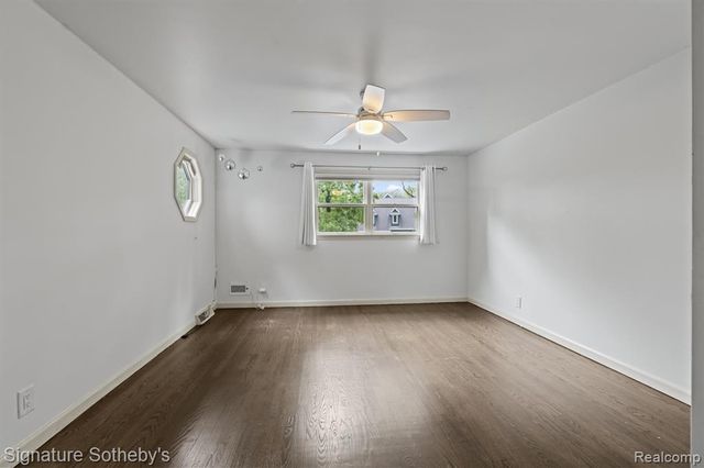1381 Echo Lane, Bloomfield Hills, MI 48302