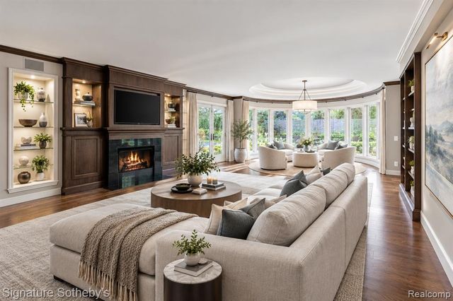 1381 Echo Lane, Bloomfield Hills, MI 48302
