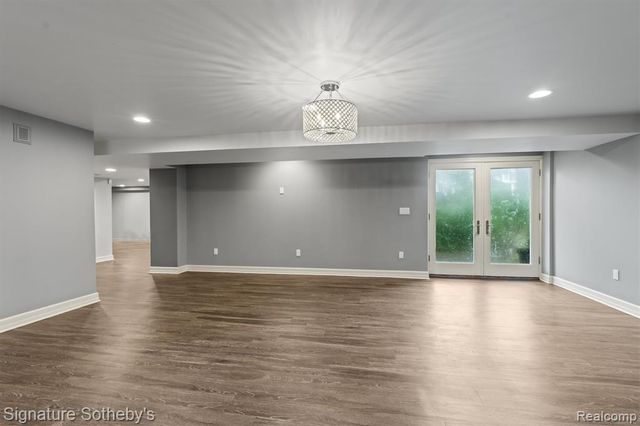 1381 Echo Lane, Bloomfield Hills, MI 48302