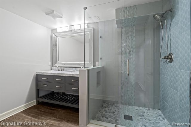 1381 Echo Lane, Bloomfield Hills, MI 48302