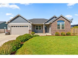 1945 W 6TH Ave, Junction City, OR 97448