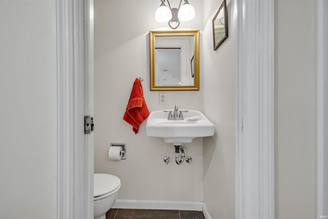 4520 E Cambridge Court, Bloomington, IN 47408