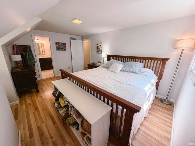 4520 E Cambridge Court, Bloomington, IN 47408