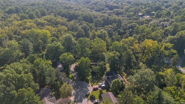 4520 E Cambridge Court, Bloomington, IN 47408