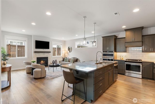 33533 Juniper Avenue SE, Black Diamond, WA 98010