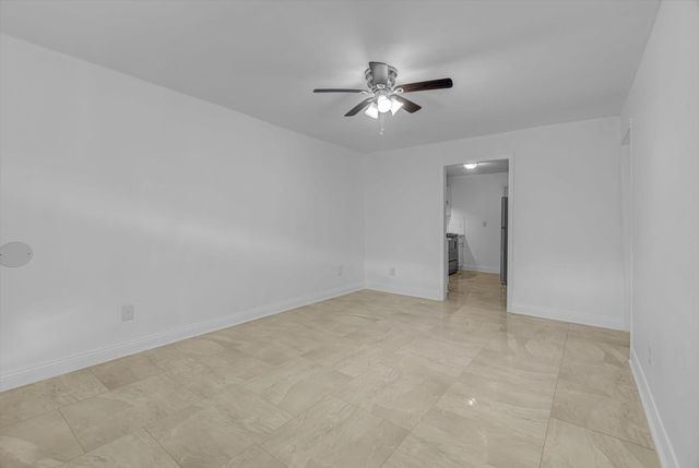 3655 Seabrook Street, Houston, TX 77021