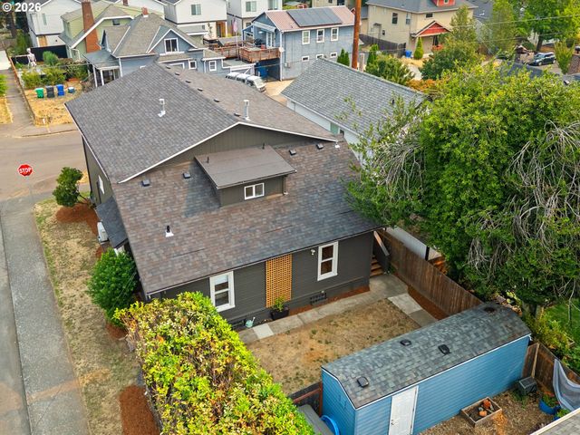 6504 Se REEDWAY St 1, Portland, OR 97206
