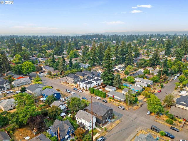 6504 Se REEDWAY St 1, Portland, OR 97206