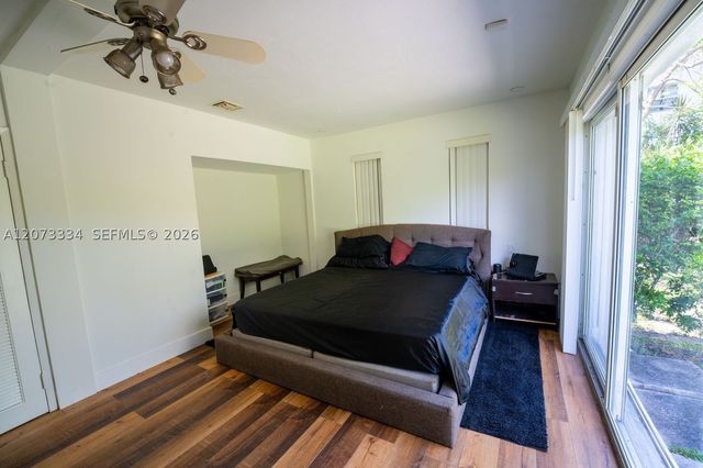 11600 NE 6th Ave, Biscayne Park, FL 33161