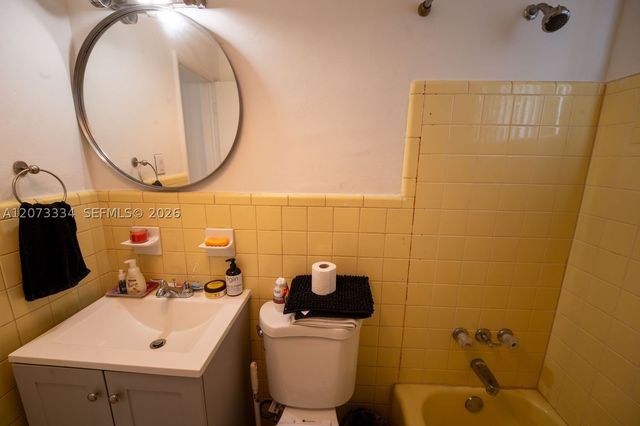 11600 NE 6th Ave, Biscayne Park, FL 33161