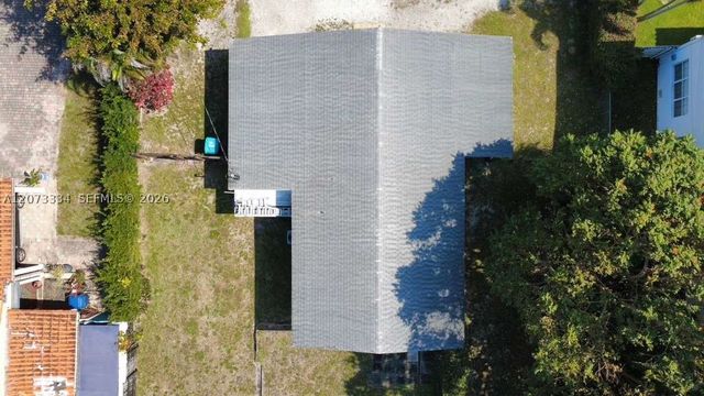 11600 NE 6th Ave, Biscayne Park, FL 33161