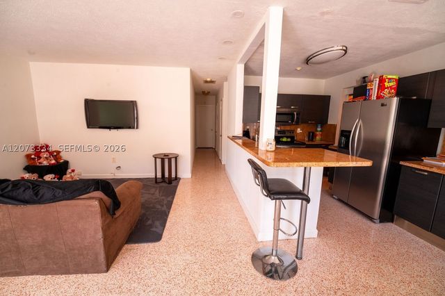 11600 NE 6th Ave, Biscayne Park, FL 33161