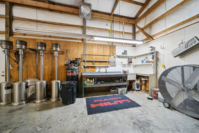 13468 N Highway 10, Tahlequah, OK 74464