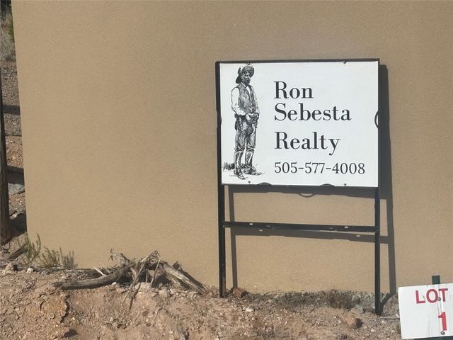 50 E Camino Del Cielo E, Santa Fe, NM 87506