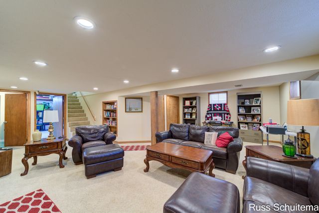 11560 Thrush Drive, Belvidere Twp, MI 48850