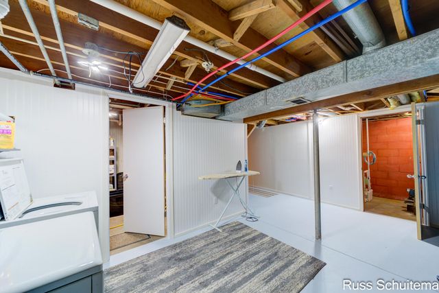 11560 Thrush Drive, Belvidere Twp, MI 48850