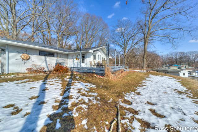 11560 Thrush Drive, Belvidere Twp, MI 48850