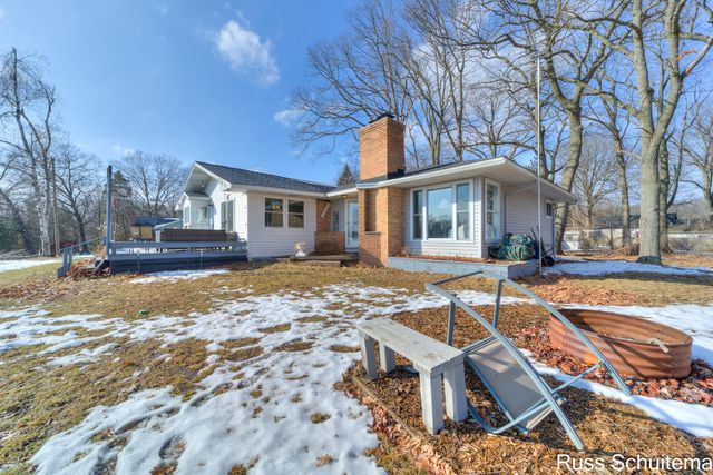 11560 Thrush Drive, Belvidere Twp, MI 48850