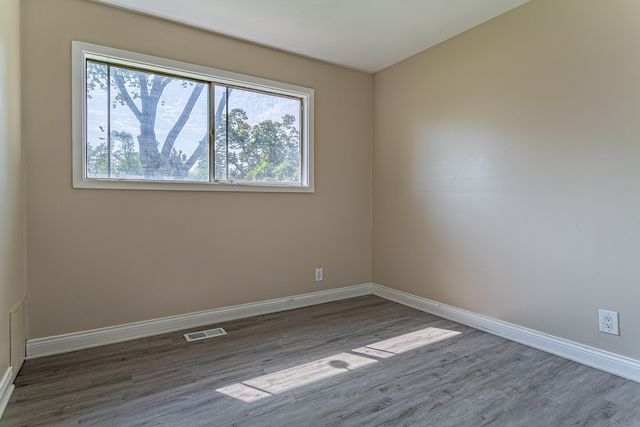 120 GROW Lane, Streamwood, IL 60107