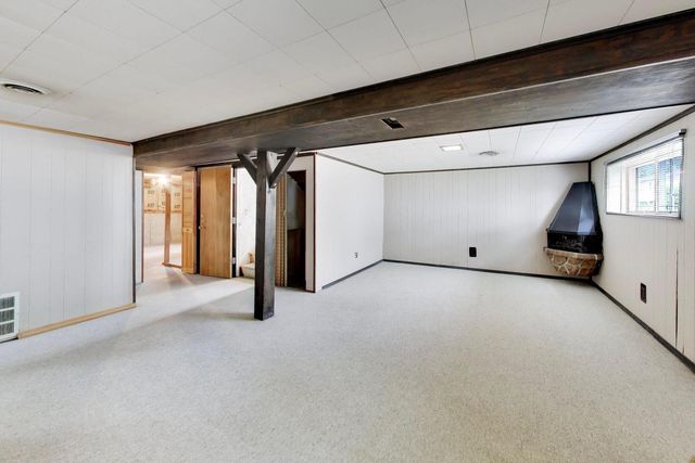 41 Redwood Trail, Wheeling, IL 60090
