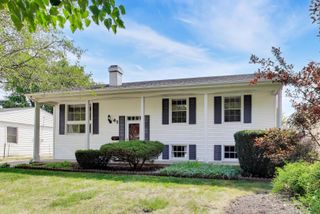 41 Redwood Trail, Wheeling, IL 60090