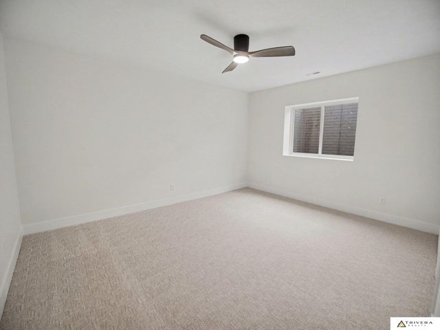 9160 Hillcrest Trail, Lincoln, NE 68520